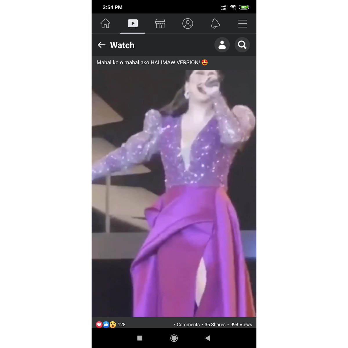 At3Girl's tweet image. "I love or love me monster version! 😍" 
😂😂😂😂😂
kakaloka yung translation ni @Facebook
Pero monster talaga teh @reginevalcasid 
#UNIFIEDCONCERT