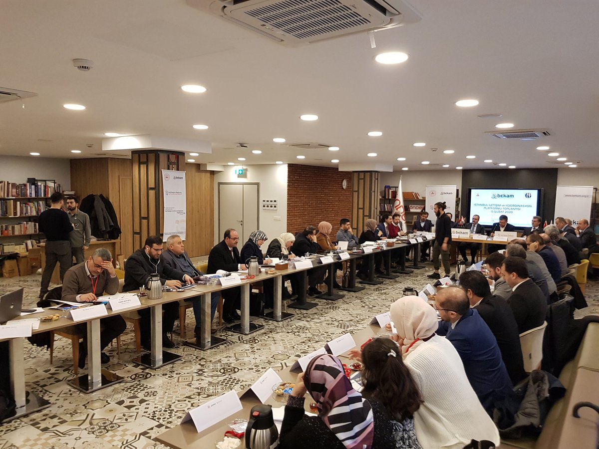 İçişleri Bakanlığı tarafından desteklenen ve BEKAM tarafından yürütülen "Suriyeli Göçmenlerin Uyum Sürecinde Sivil İletişim ve Koordinasyon Platformu" projesinin İstanbul toplantısı başladı.