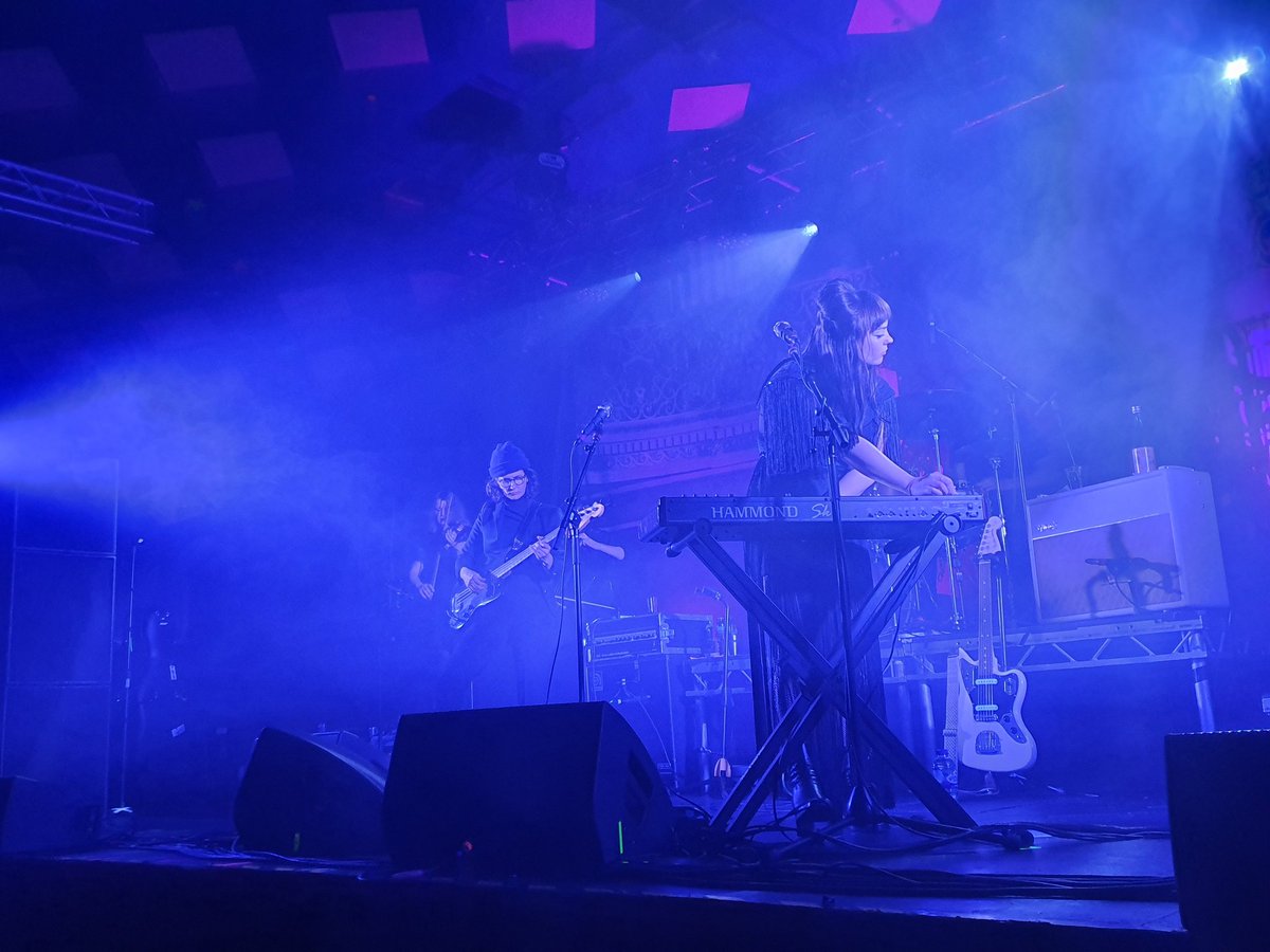 GarethWMitchell's tweet photo. Angel Olsen on the #buckfast during her show at Barrowland Ballroom #gig #Glasgow #angelolsen #Barrowland @TheBarrowlands https://t.co/0eSgiLlgyW