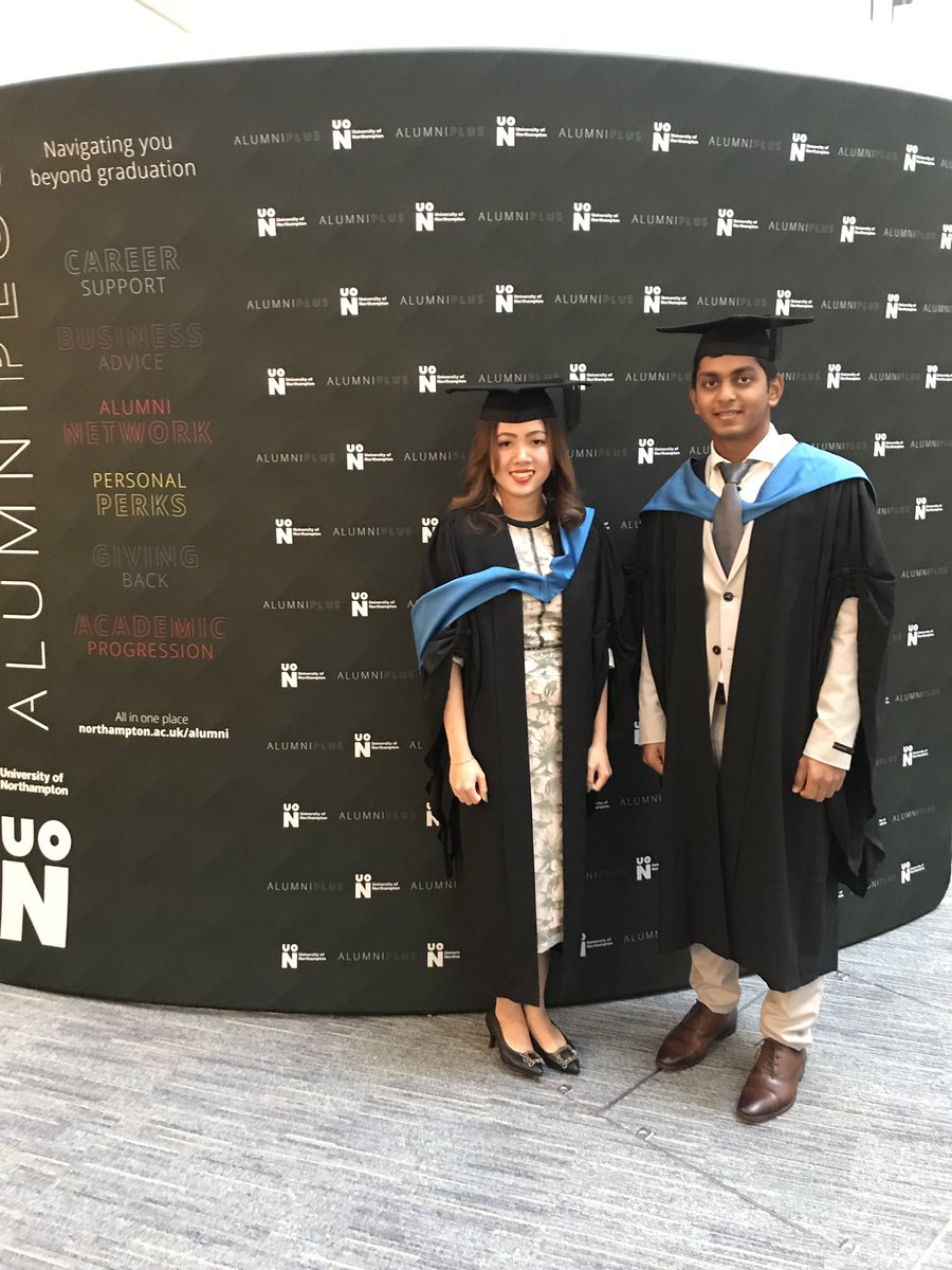 UON_GPT's tweet photo. Congratulations to our two graduates Vivek and Tran from @amity_singapore
#UONGrads #WorkingInPartnership #BusinessGraduates https://t.co/04j6FTKWzp