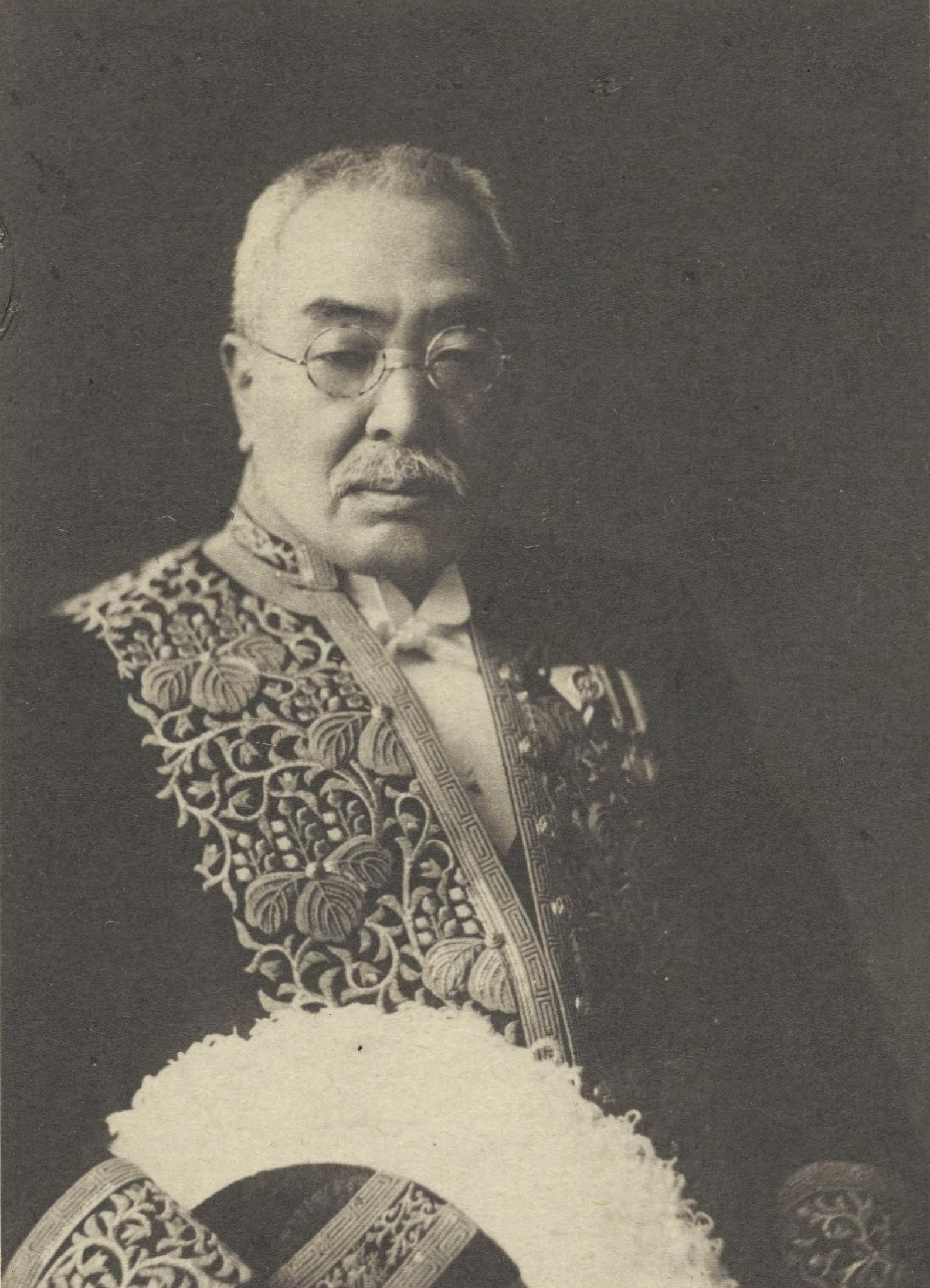 文身百姿　昭和31年 装苑編集 ミセス 1962年11月号」（文化服装学院出版局） 60年代