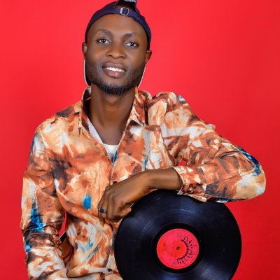 n3uroti8's tweet image. #NowOnAir &quot;Oldies But Goodies&quot;  

W/ @mightydjkor On @ifm1005ib

#TuneIn
#mediaGuideNG   

#SaturdayMorningGroove 
#CupidBlast 
#OldSkoolMusic
#No1FamilyRadio