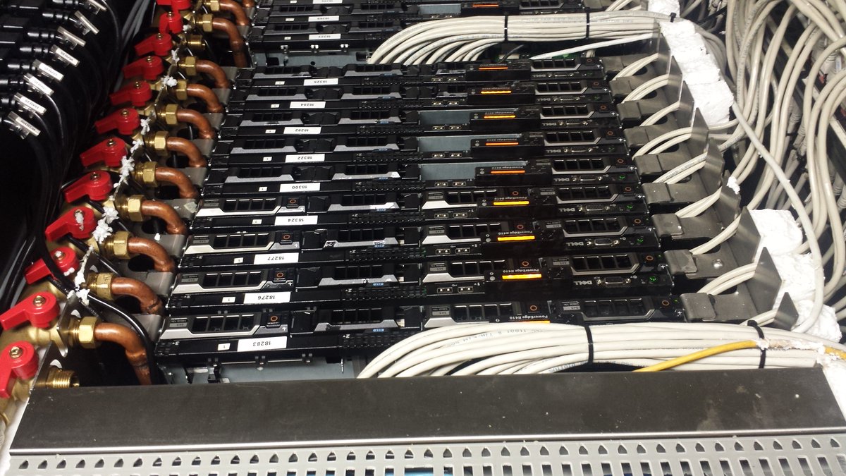 Suivez notre intervention mercredi sur <a href="/franceinter/">France Inter</a>
 #laterreaucarre pour parler de l'aventure de nos datacentres #carbonnegative !