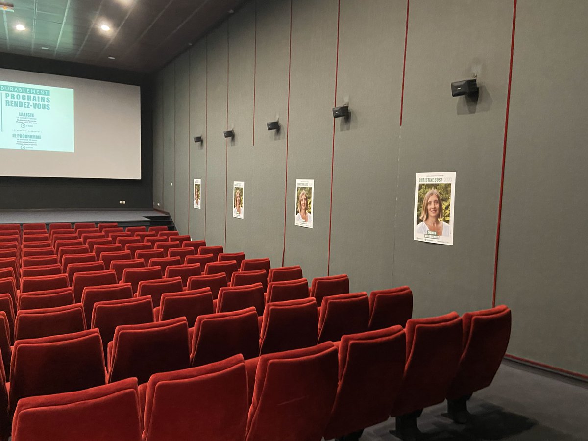 CBOST2020's tweet photo. 🟢👀Tout est en place pour la présentation de la liste #Eysinesdurablement au cinéma Jean Renoir !
#CBOST2020 #Eysines #Municipales2020 https://t.co/hMaVBRXVT2