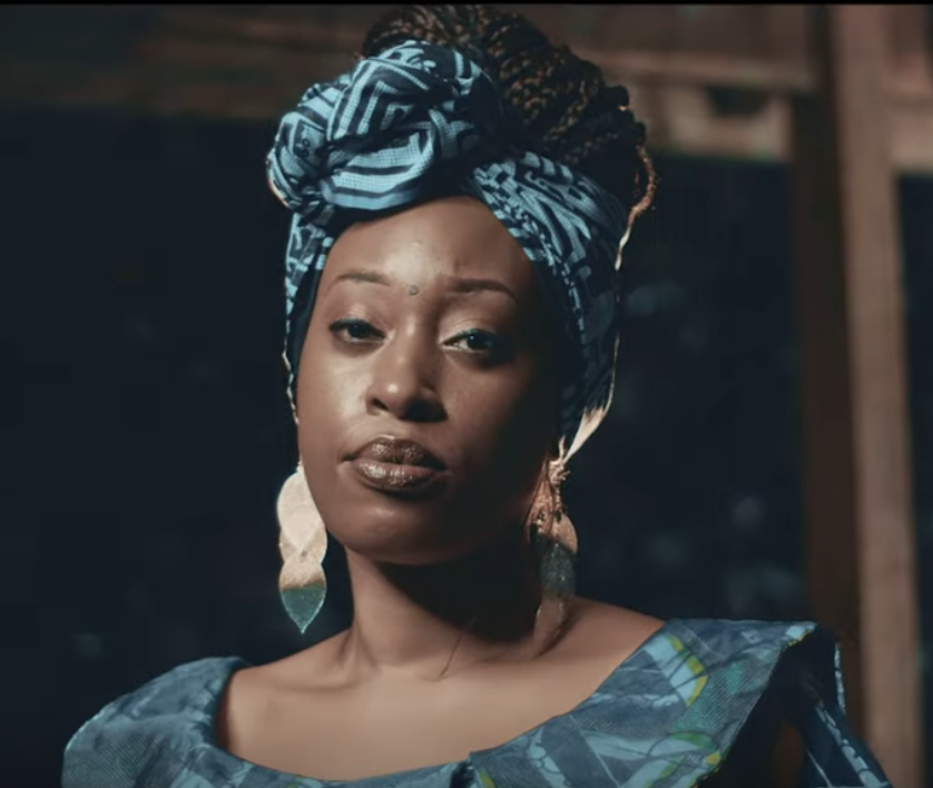KingstoneRecord's tweet photo. #NOUVEAU! Regardez le nouveau clip "Trop c'est trop" de Pat le Reflet feat. Danille Eog >> https://t.co/oWeZT4McLC #PatLeReflet #DanielleEog https://t.co/wuthRJRHnO