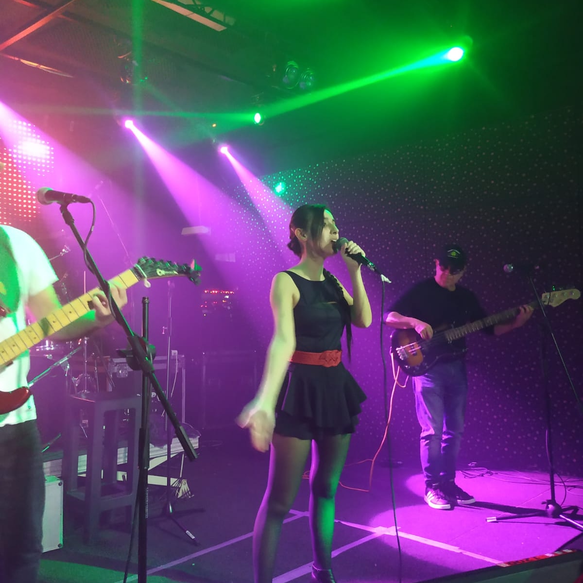 Justmanager2's tweet image. Mecano Forever
Sala EVEN de SEVILLA