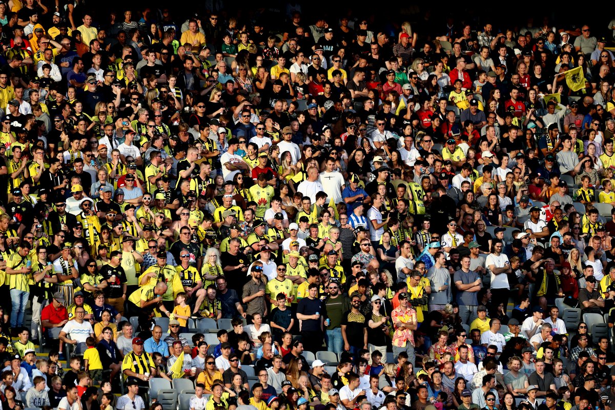WgtnPhoenixFC's tweet photo. 💛 Thanks Auckland 💛

#StandUpWithYourNix #ERereTeKeo #WELvMCY https://t.co/WLCrmP8dCs