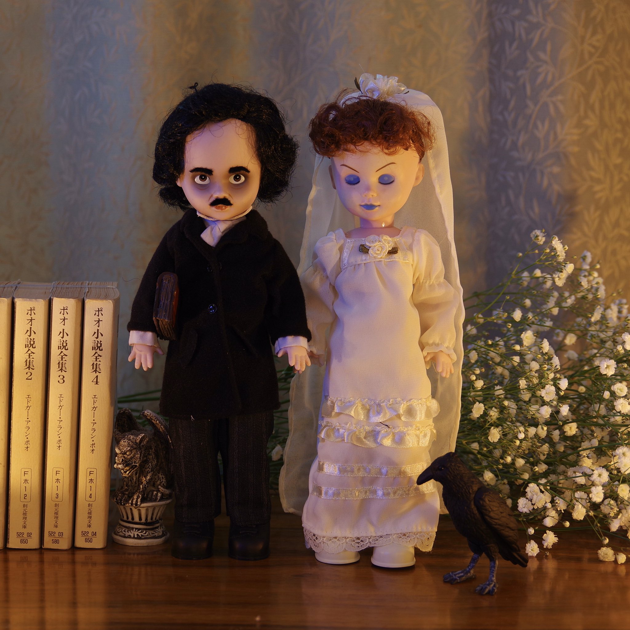LIVING DEAD DOLLS エドガー・アラン・ポー & アナベル・リー