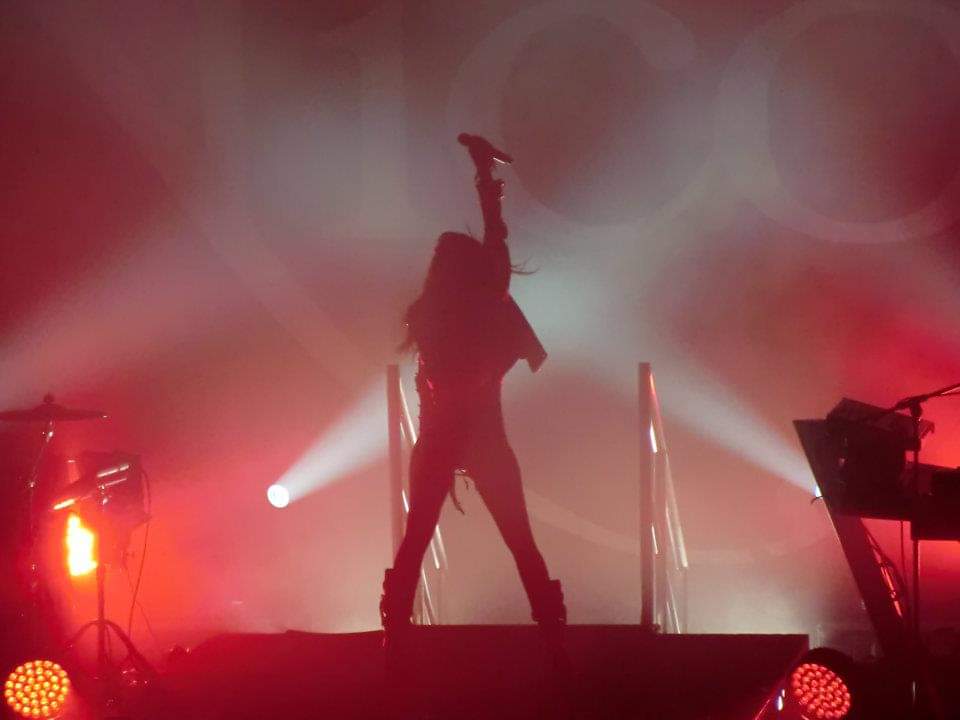 KLimzadi's tweet image. 8 year memories just popped up of seeing @NicoleScherzy live. And now PCD are BACK! #reactpcd life is good ❤