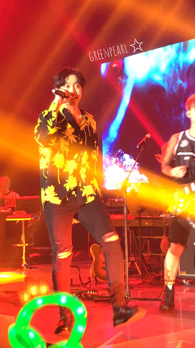 kunbjungw's tweet photo. super close-up shots ๐ฎ๐๐ญ
#๊นํ์ค
#KimHyunJoong
#KimHyunJoongInManila
#BioRhythmInManila
#BioRhythmInMNL
#LastRhythmInManila https://t.co/mT3bqkVUfx