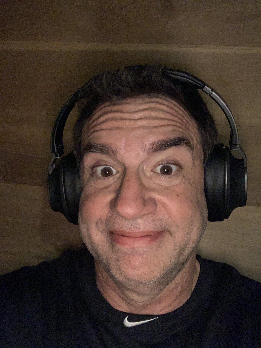 Even in the sauna these <a href="/malektronic/">Malektronic</a> #interstellar #bluetooth #wirelessheadphones #soundsperfect #goofyfacepic #notsenningssauna