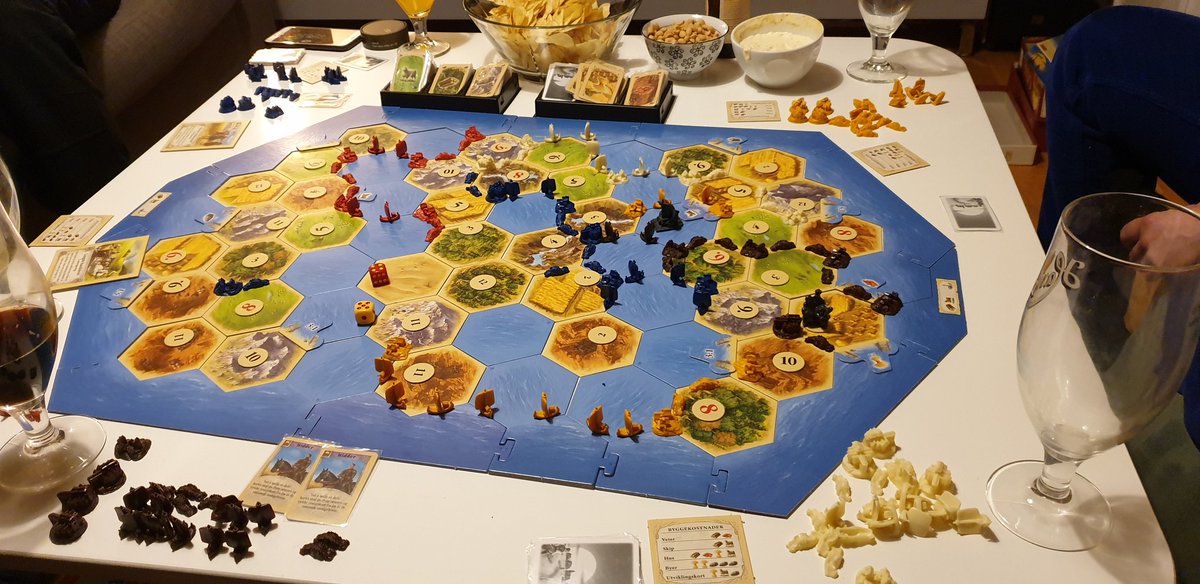 iespedalen's tweet photo. This saturday evening I played 2 rounds of the board game Catan base game, and then the Catan game with seafarers expansions with some of my friends and my brother. Yeah, this was a good saturday. I needed that.
#Catan #settlersofcatan #boardgames #boardgame #CatanSeafarers https://t.co/WOFAnskz5i