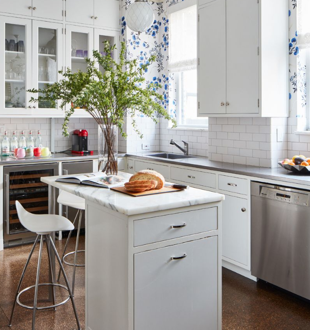mdupredesign's tweet photo. The Standalone Kitchen Are Back

Design trends indicate that may be headed back toward a time where our rooms are designed to serve their original purpose, kitchens especially!

 #michelledupredesign @housebeautiful https://t.co/sJJKtZLvhM