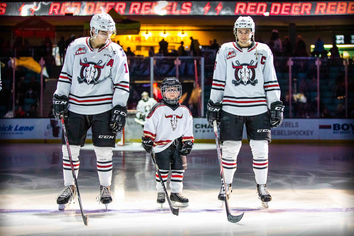 88_create's tweet photo. Smith, Snell &amp; Sako...well planned @Rebelshockey 
#littlerebel #tbs #dq https://t.co/NmBx2WTv6i