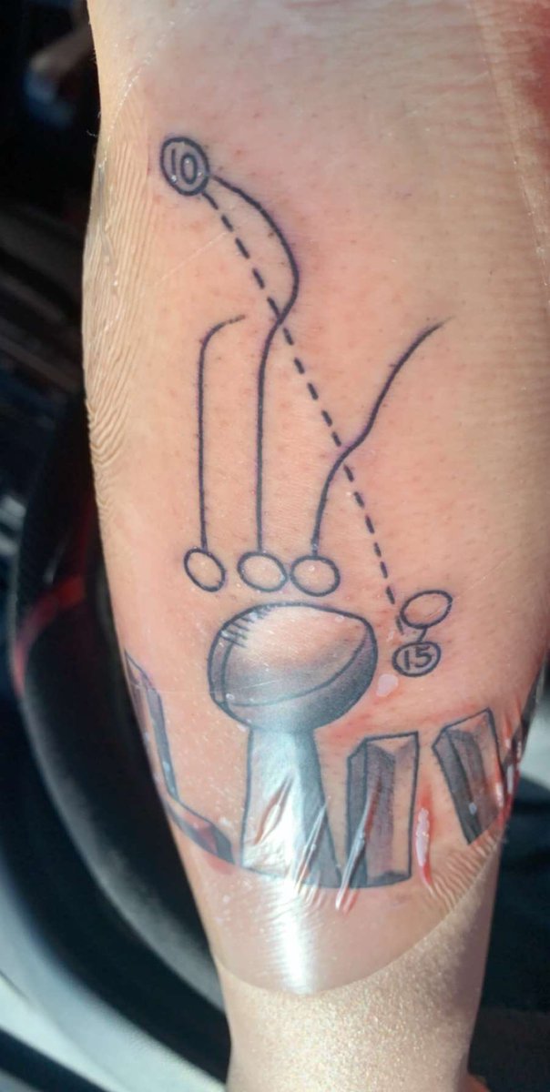 tkaybkc's tweet photo. #Chiefs #SBLIV #Champs #JetChipWasp https://t.co/DTCrsEBXsM