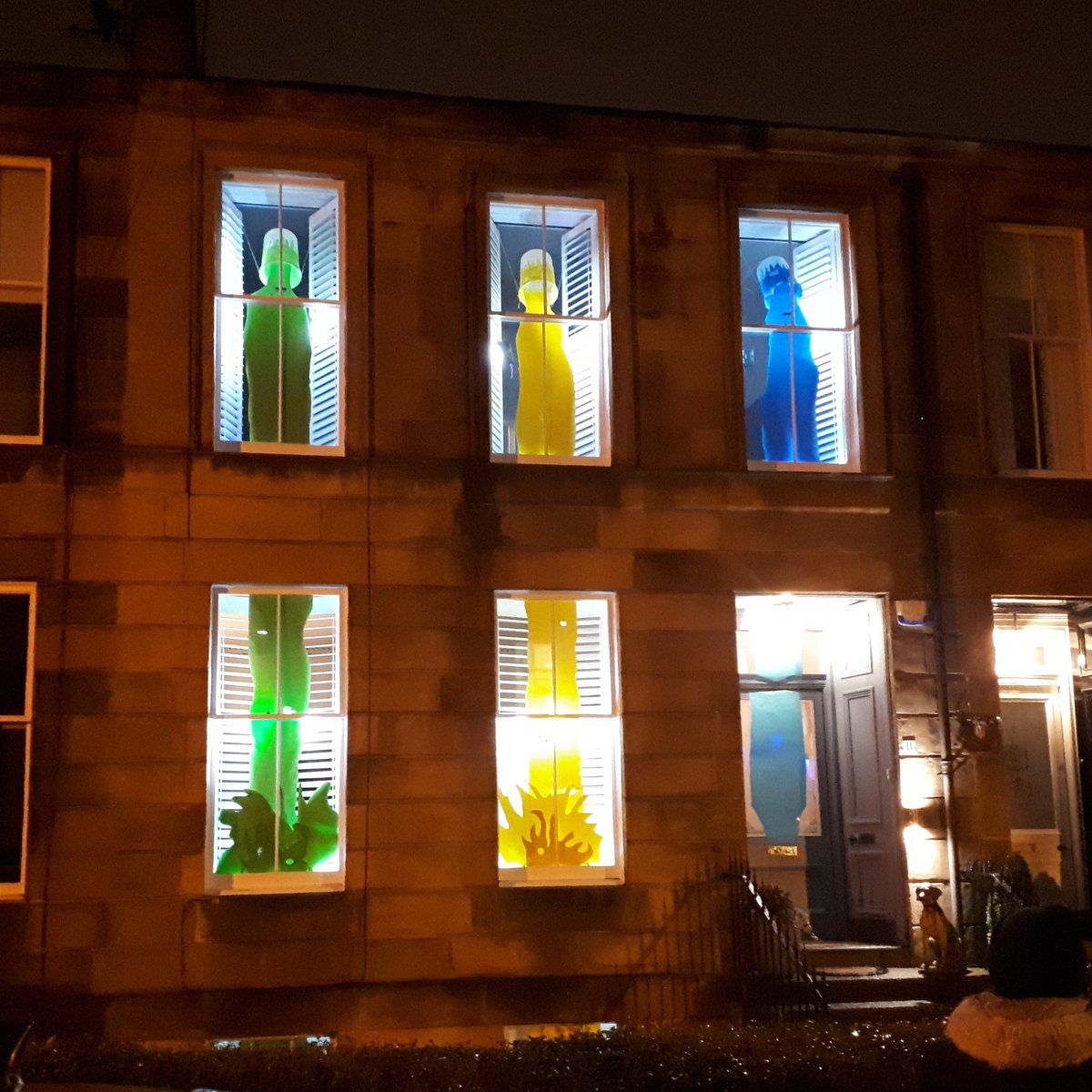hmc474's tweet photo. Nocturnal urbanism at  #windowwanderland #bungowindows #glasgow -  another great year! @LUCIassociation #urbanlighting @theAoU @AoU_Scotland @ArcDesSco https://t.co/7keE6BRdQA