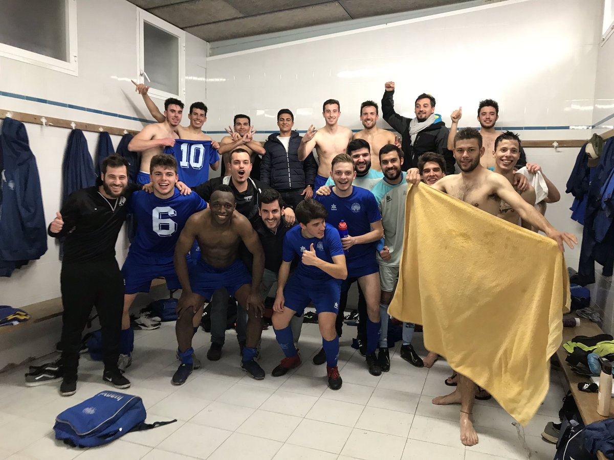 💙 Victòria importantíssima del nostre filial per seguir en la lluita per la permanència! 

<a href="/CDBinissalem/">cdbinissalem</a> “B” 2-1 <a href="/BSFRONTERAS/">Baleares Sin Fronteras</a> 

30’⏱ 🔵 ⚽️Francesc Moyà
69’⏱ 🔵 ⚽️ Francesc Moyà 

A seguir 💪🏿