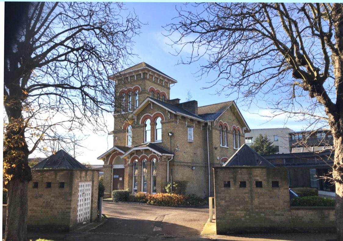 1 Morland Gardens Harlesden is a fine example of 19th century rustic villa in the Italianate style construction dating back to 1876.
As a child growing up in Harlesden, I much admired this beautiful building and still do today. It would be sad to lose it.
pa.brent.gov.uk/online-applica…