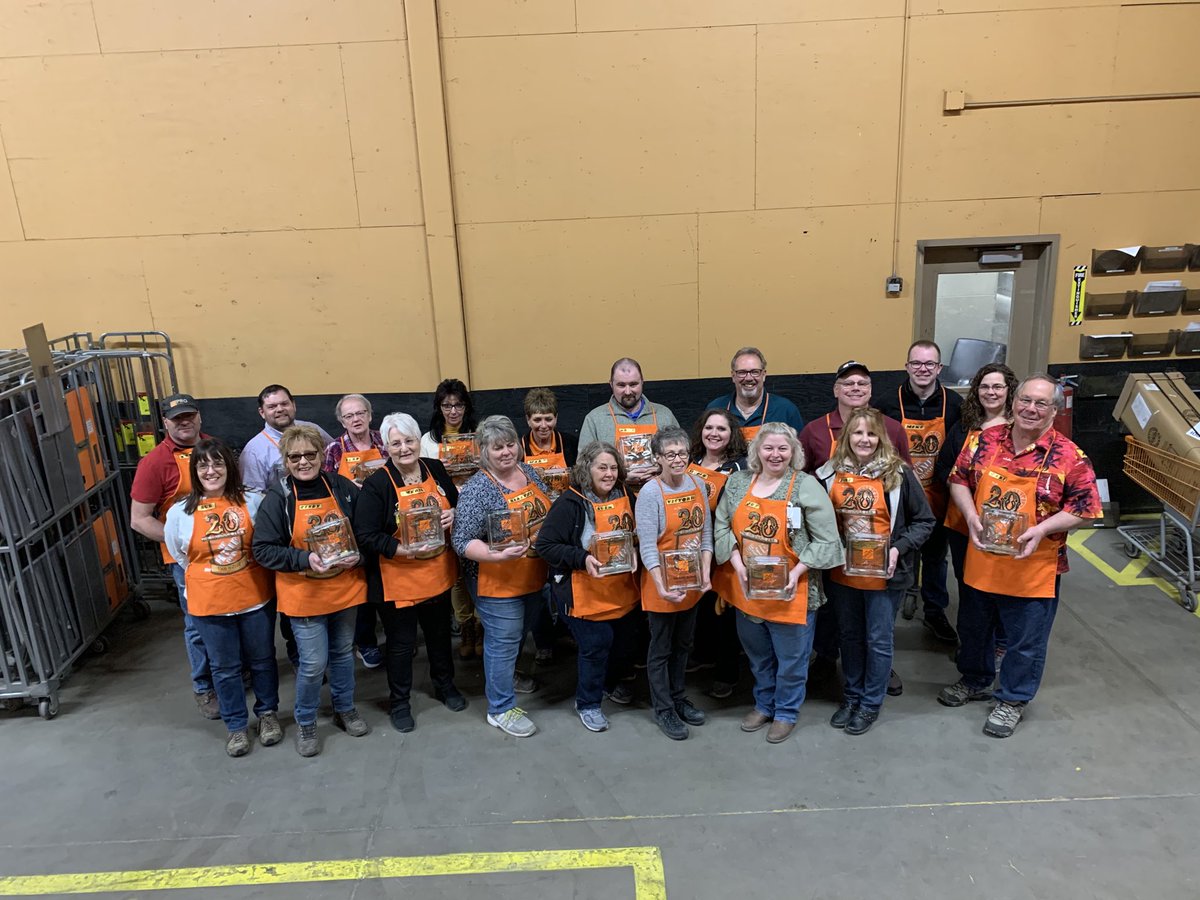 What a pleasure to celebrate twenty 20 Year Anniversaries in one store.  The Brainerd/Baxter Home Depot 2818 opened 20 years ago and this family has stuck together through it all.  Congratulations on 20 fantastic years! ⁦<a href="/kstolie/">Kstolie</a>⁩ ⁦<a href="/CampSweenScott/">Scott Sweeney</a>⁩ ⁦@mikestrz1⁩