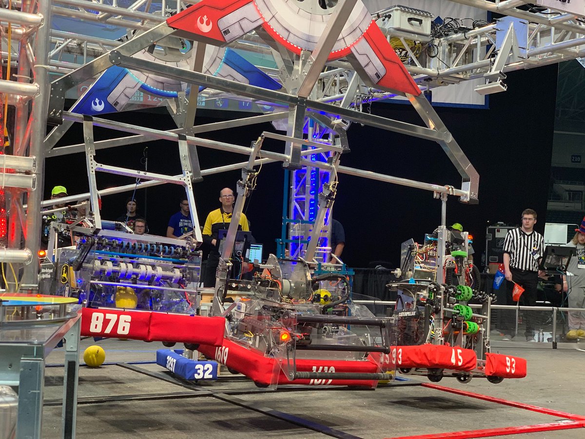 Another triple level climb and Quarter Finals win means we are on to Semi Finals! Let's go!
#omgrobots #FIRSTGreatNorthern