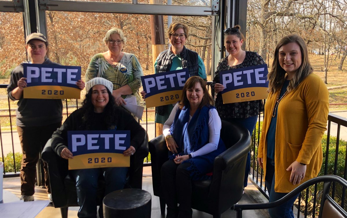 AviseMeredith's tweet photo. We just had a successful block party and canvass launch in Fort Smith, AR! It was great to train a new group of canvassers that are inspired and enthusiastic about Mayor Pete! https://t.co/16oPBmuIaB