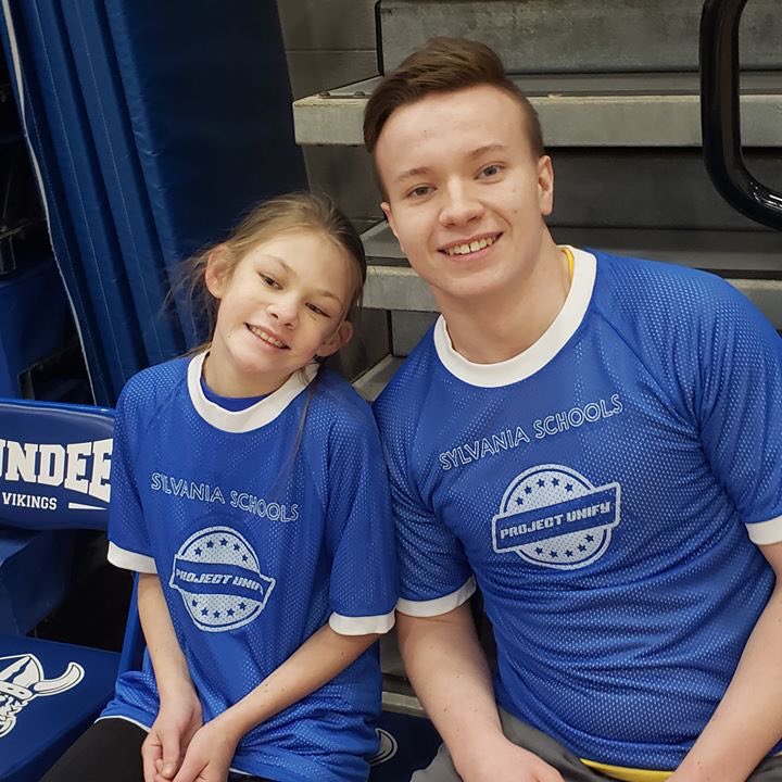 SylProjectUnify's tweet image. Our Unified team from Sylvania did a great job at the Dundee Unified Basketball game. Way to go athletes!