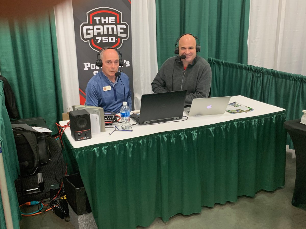 Director of Instruction Craig Griswold joined John Canzano on the "Bald Faced Truth" radio program yesterday.  Great job by all!