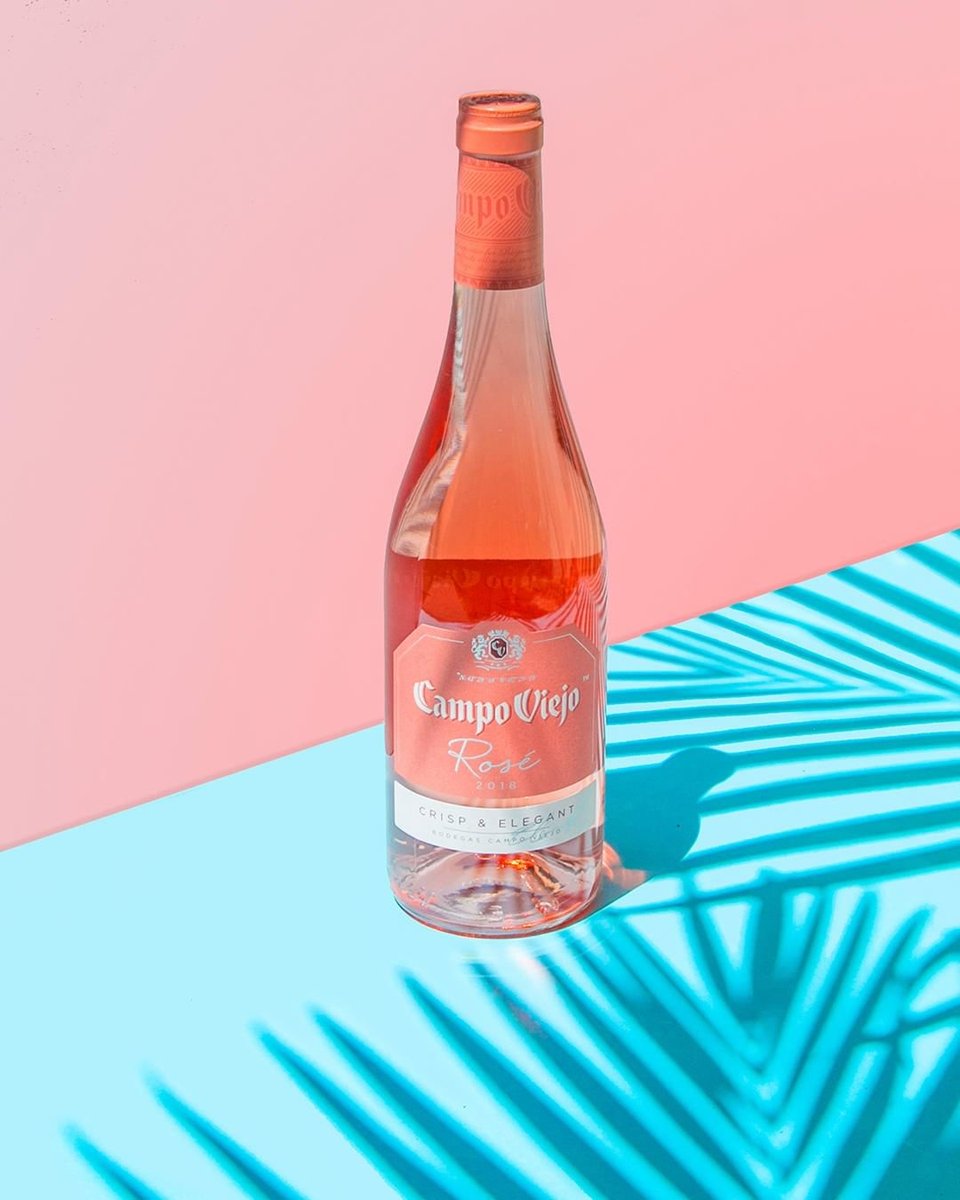 Shade never looked so good 😎🌴 
Tag your weekend partner in crime and send them a cheers

#liveuncorked #campoviejo