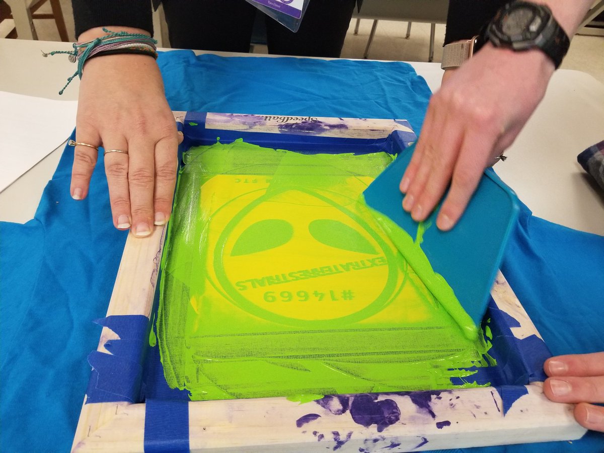 STEMWCSD's tweet photo. This Saturday #STEMsational shout out goes to @Tara9689 for helping our team #14669 get their shirts screen printed for the @ClarksonUniv #FTC Qualifier today!π
#WCSDEmpower #WCSDSTEM @WCSDCyclones @FIRSTweets @dodeagrants https://t.co/oa6VF4fSbf