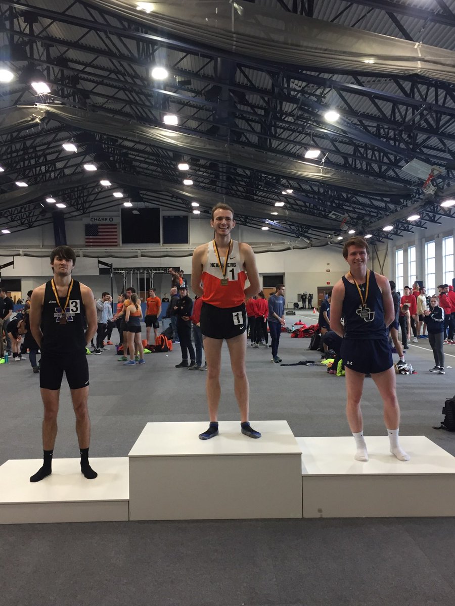 Sophomore David Drushal takes top OAC honors in the 1000m, with a winning time of 2:33!! #BergPride #ForeverRoyal