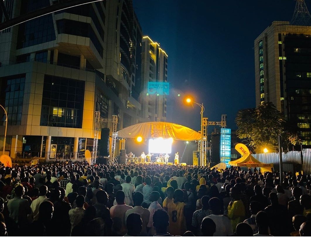 #Kigali Thank you!
What a show!
#tourDuRwandaConcert2020
@listenthinkact 
@SkolRwanda 
@CityofKigali
#Rwot