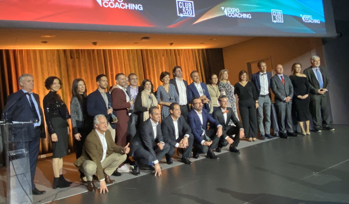 Expocoaching20's tweet photo. Y #ExpoCoaching2020 finalizó cargado de emoción con la entrega de los #PremiosExpoCoaching2020. ¡Os dejamos las fotos de familia de ganadores y finalistas!
¡Ha sido un día increíble! 🧡
¡Gracias a todos!
#ExpoCoaching https://t.co/AwK4p4MKBW