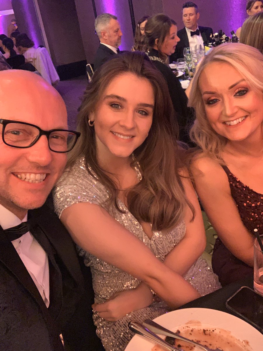 JustinEagleton's tweet photo. Our top table @BrookeLVincent @amandaleelav #childlineball https://t.co/PFnsS7fhCH