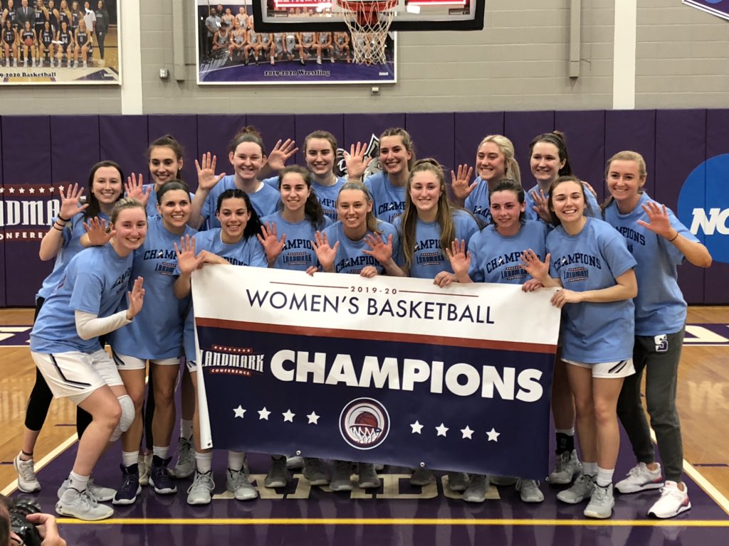 RoyalAthletics's tweet photo. 🖐 in a row for @ScrantonWBB!! @LandmarkConf #d3hoops https://t.co/gyAm51T5z4