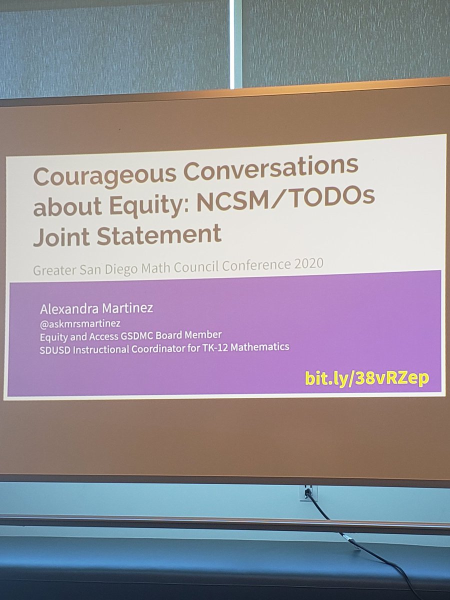 SusieJaggers's tweet image. Great #TODOSmath session with @askmrsmartinez #GSDMC