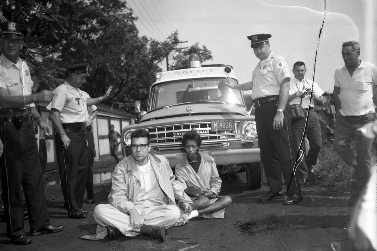 CullenMott's tweet photo. 50+ years of activism and and fighting for everyone.
"Not me. Us."
#BernieForSC #PresidentSanders https://t.co/FmzbPYfMmQ