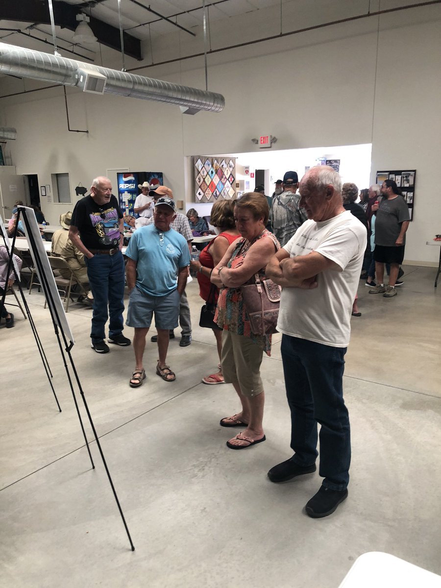 MetalsPaz's tweet image. Great turnout today for our open house. Alliance Metals Senior Vice President Loren Barton got an opportunity to talk to residents about improvements to our plans including eliminating chlorine from our operations as well as new funding for firefighter hazmat training.