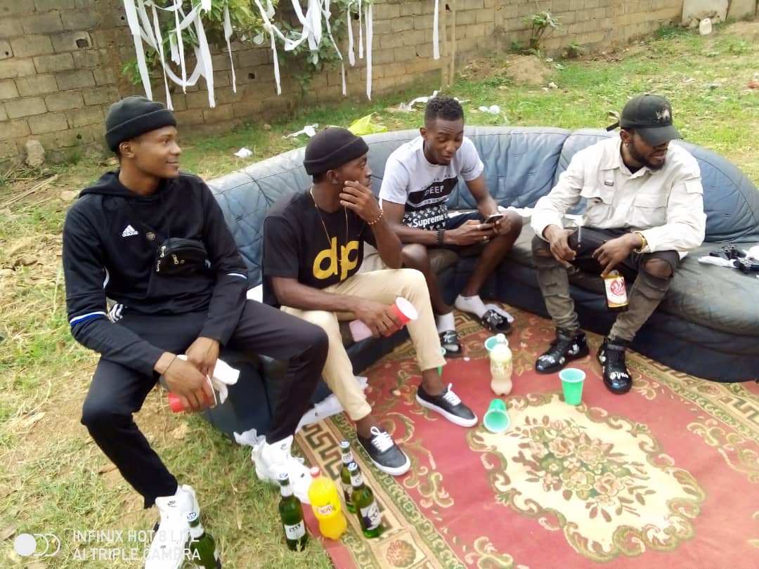 StelanTwist's tweet photo. Merci à tout ceux qui on répondu présent et même à ceux qui étaient là en pensée...
#Mbokojuice
#DeepPower #lamarquedeshommesdepouvoir
#ascorp
#DiamondDream https://t.co/n4erks8YSx