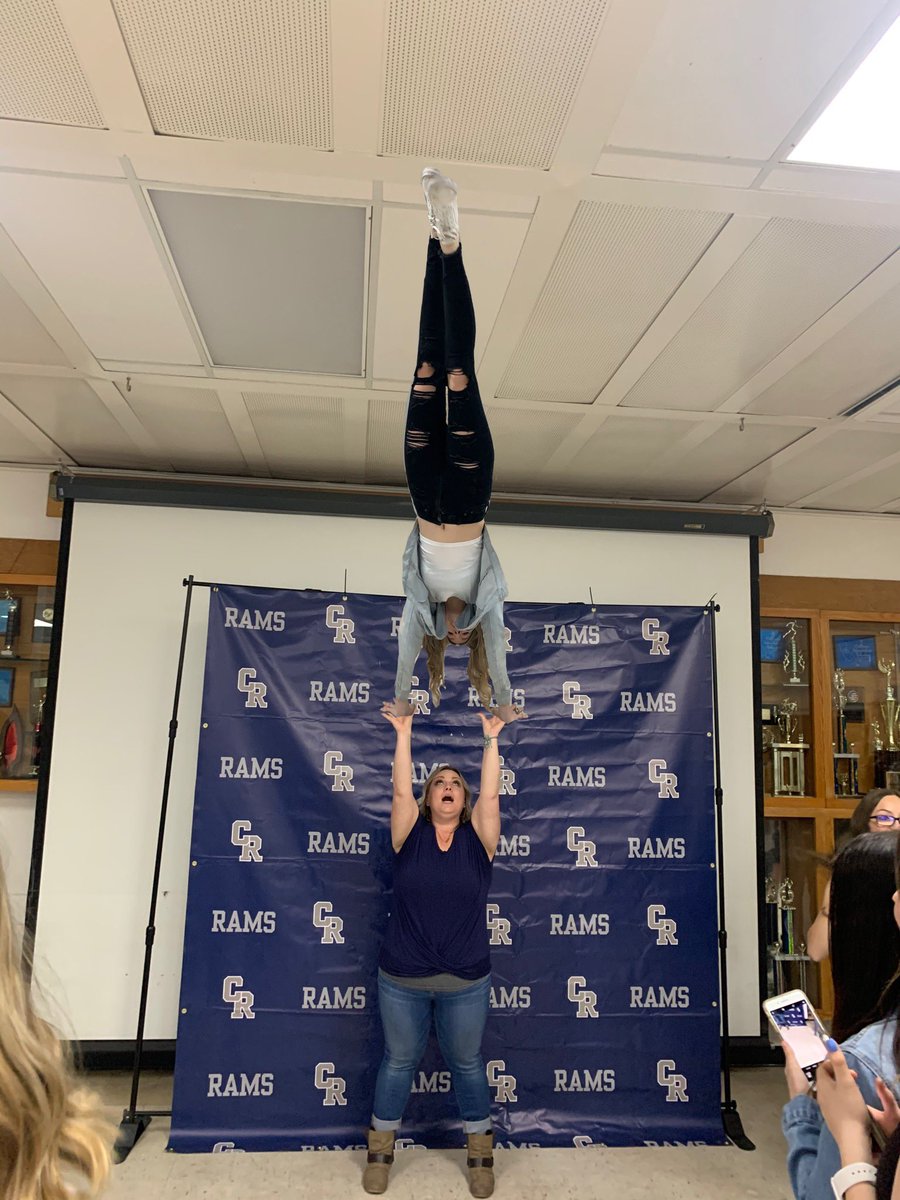 casacheer's tweet photo. And just like that it’s a wrap, last night was the end of the year banquet for the 19-20 cheer teams! Such a wonderful night, thank you to all who could make it! Oh how I’m going to miss these seniors next year! #imnotready https://t.co/1jpSaQrUOB