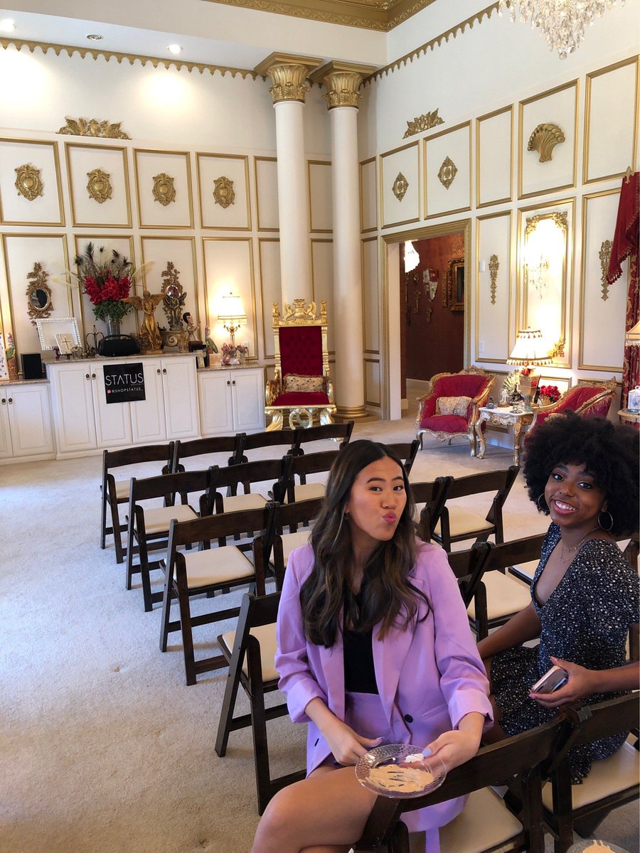 aumodelingboard's tweet photo. Pre-show shenanigans with Melanie &amp; Kyra! 

Thanks to V MGMT for this amazing runway opportunity 🤩 https://t.co/m6YGDqcM1E