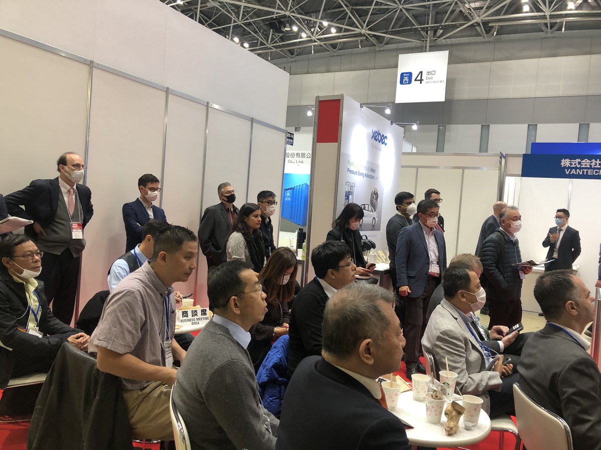 PoweringNow's tweet photo. Thank you to all who visited #CHFCA and our members at the #Canada Pavilion at #FCEXPO in #Tokyo! π¨π¦π―π΅ @BallardPwr @CSA_Group #dPointHumidifiers @GreenlightInnov @hydrogenics @Intertek #OverDriveFCE @powertechlabs @XebecInc https://t.co/8mloPY4CaJ