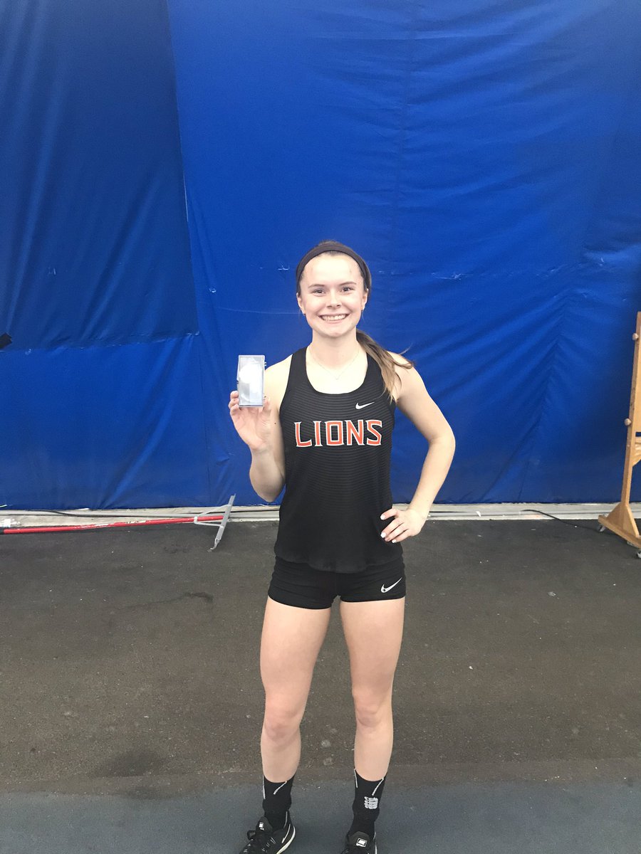 Katelyn Reid continues her hot streak in the high jump winning her first ever group state championship jumping 5-4! She now is only the 2nd girl in school history to win an indoor group title joining her sister Jenna Reid. <a href="/katelynnreid_/">Katelyn Reid</a> <a href="/MNtrack/">Coach Convey</a> <a href="/Jennnareid/">Jenna Reid</a> <a href="/JRCarroll4/">Rich Carroll</a>