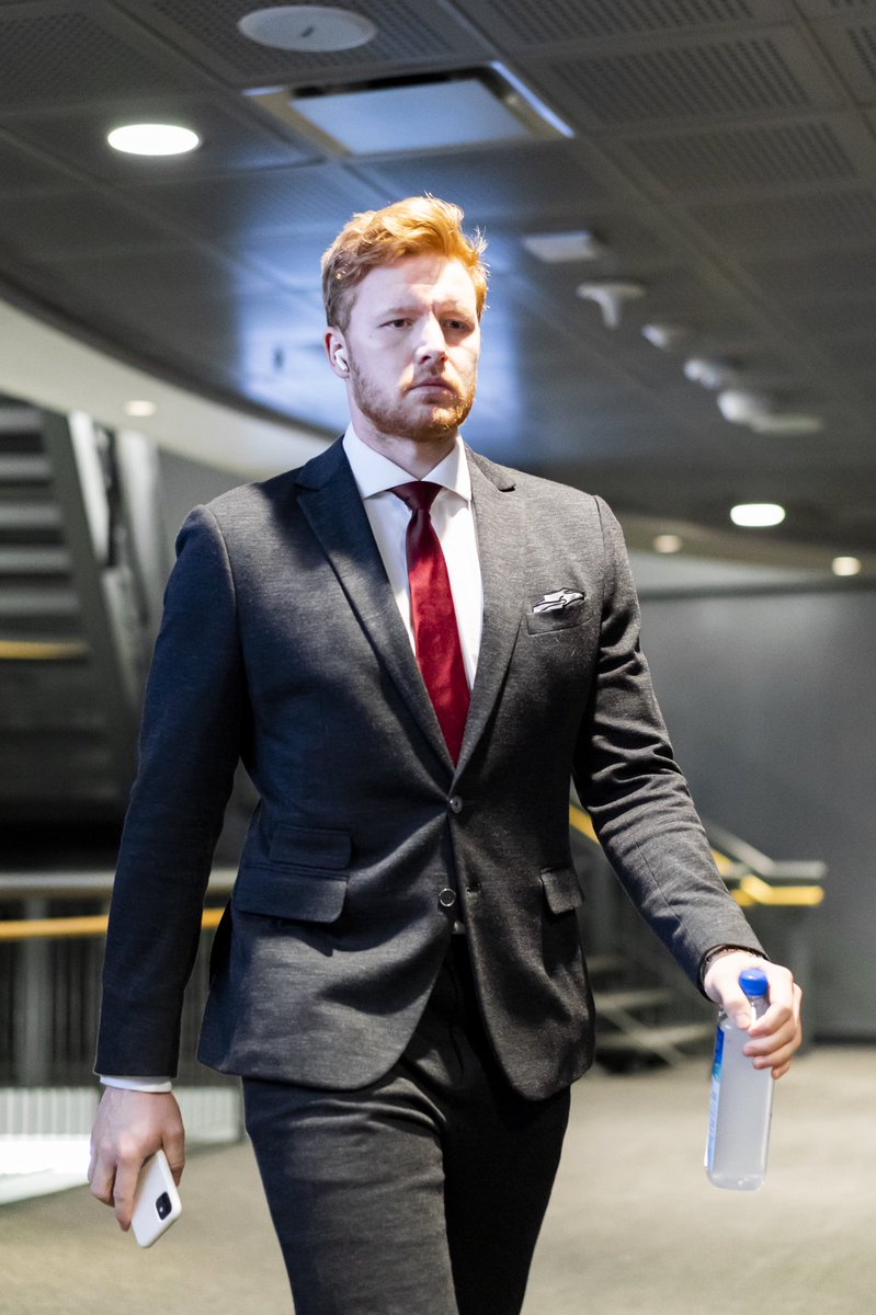 MapleLeafs's tweet image. Stylin’ on Saturday night.

#LeafsForever