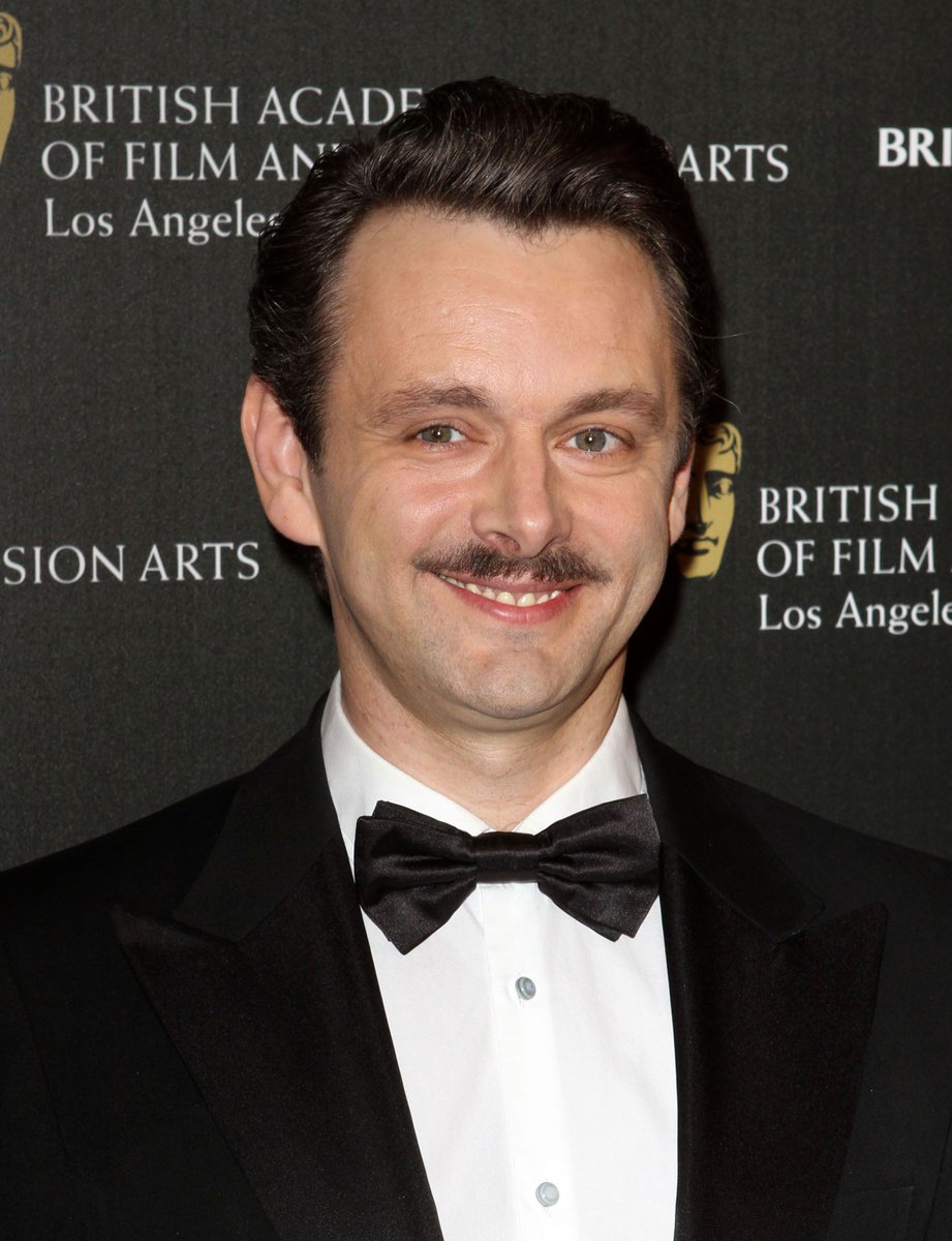 11 photos of Michael at the 19th annual BAFTA Los Angeles Britannia Awards, 2010  http://michael-sheen.com/photos/thumbnails.php?album=409