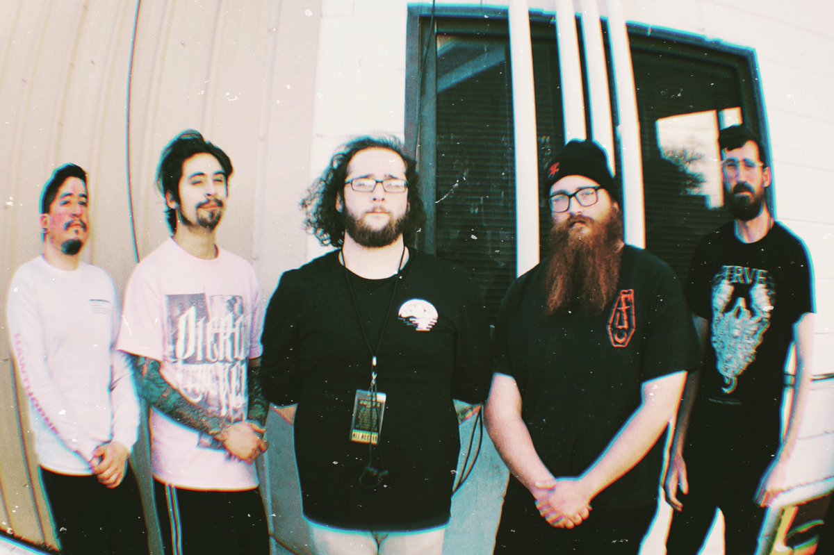 WalloftheFallen's tweet image. We’re in Lawton OK tonight @ The Railhead Saloon come catch us with @MNMLSTband band on #TheSkinwalkertour

📸 - @noxnohi

#MNMLST #ミニマリスト #WOTF #WallOfTheFallen #TheSkinWalkersTour2020