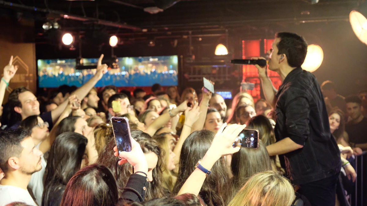 Lo habéis vuelto a hacer 😱!!!
Habéis convertido el concierto de esta noche en #Dublin en algo irrepetible.
Eternamente agradecidos 😍😍😍