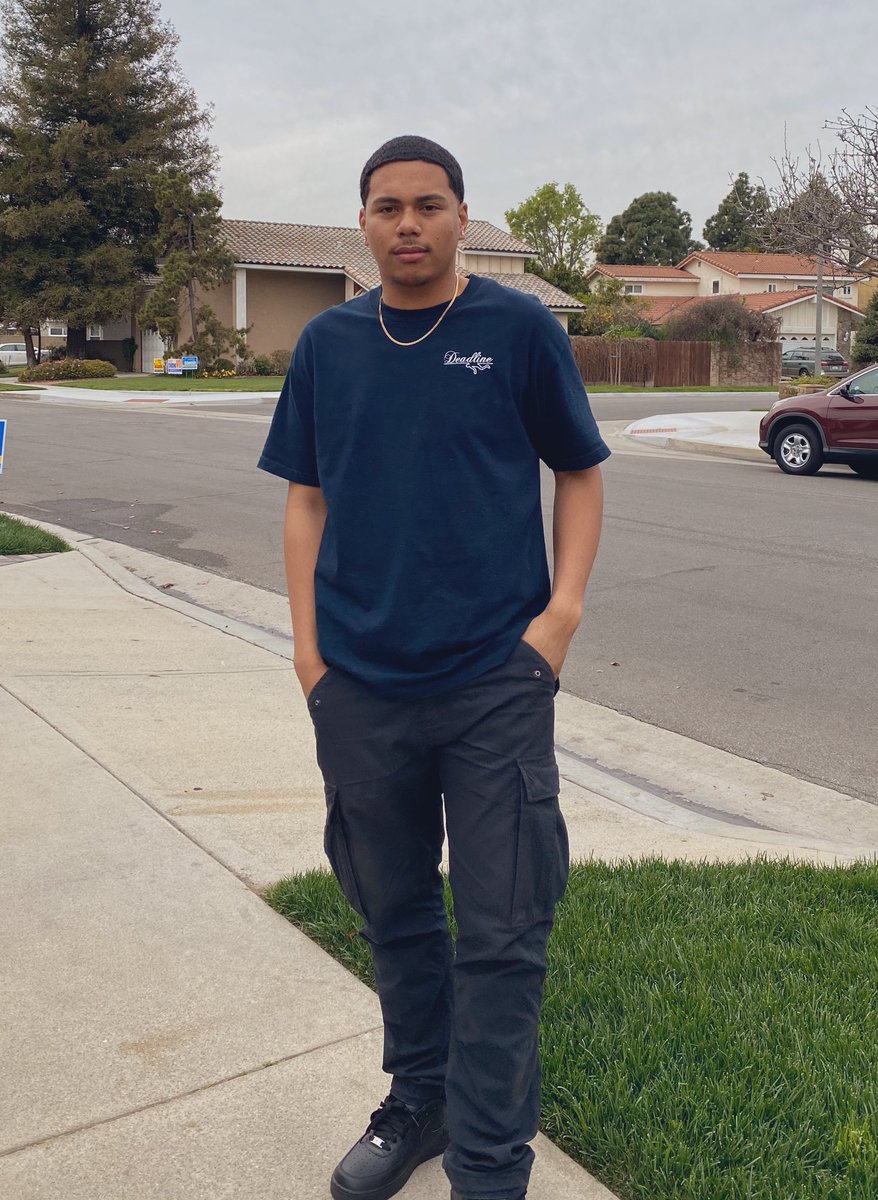 🥇
