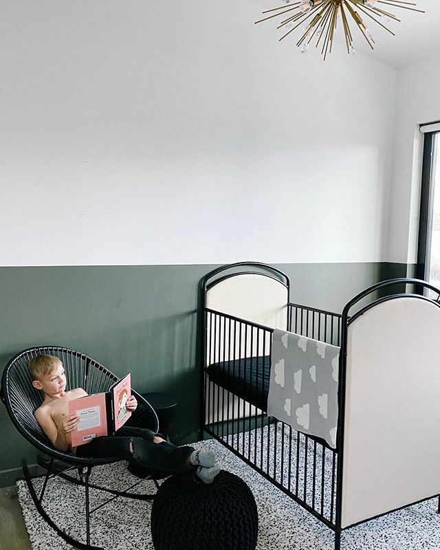 I think I’ve found everyone (including myself) sitting in the nursery for no reason the past few days. We’re all just a little excited👌🏼!! We still desperately need some art + 🌿 in here, but otherwise I think this room is ready to roll! I only picked up 10 new-to-me products…