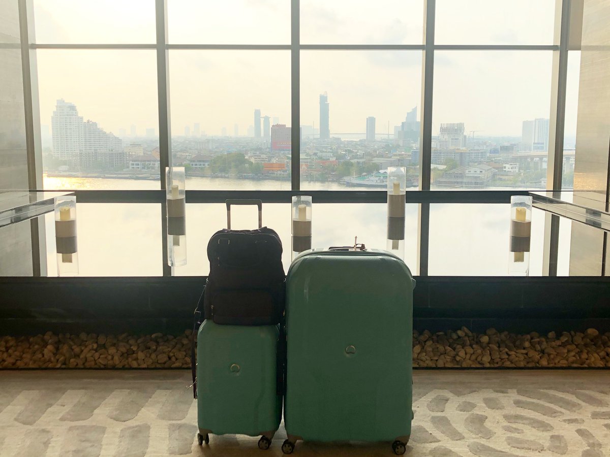 Check out of lovely Avani Bangkok Hotel with my <a href="/DelseySpain/">DELSEY Spain</a> suitcases. Next ➡️ Penang
#GraupixBangkok