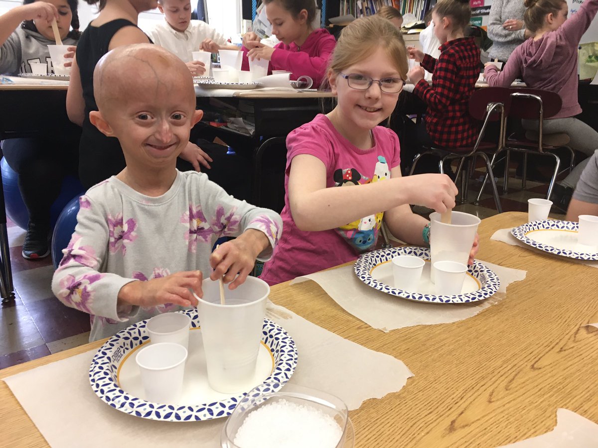 TGesario's tweet photo. 4th grader Liam Scott taught a lesson on polypropylene, the safest plastic. Chemical engineer Mandy Scott did a volcanic slime experiment to further enhance the students’ knowledge about chemical reactions. https://t.co/Zf2t6SfYTr